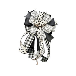 Toile Buffalo Plaid Wreath Bow: Black, Ivory, and Polka Dot Decor