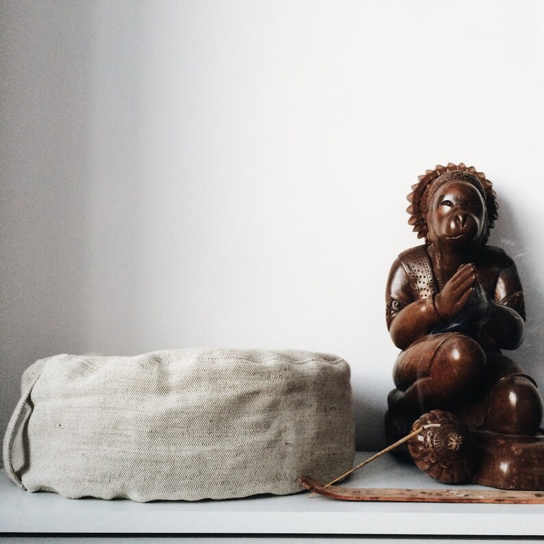 Linen meditation cushion with buckwheat hulls Buckwheat zafu Yoga meditatation pillow Floor pouf
