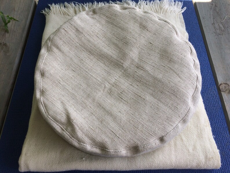 Linen meditation cushion with buckwheat hulls Buckwheat zafu Yoga meditatation pillow Floor pouf