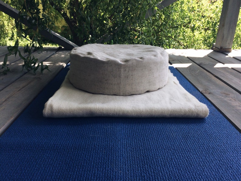 Linen meditation cushion with buckwheat hulls Buckwheat zafu Yoga meditatation pillow Floor pouf