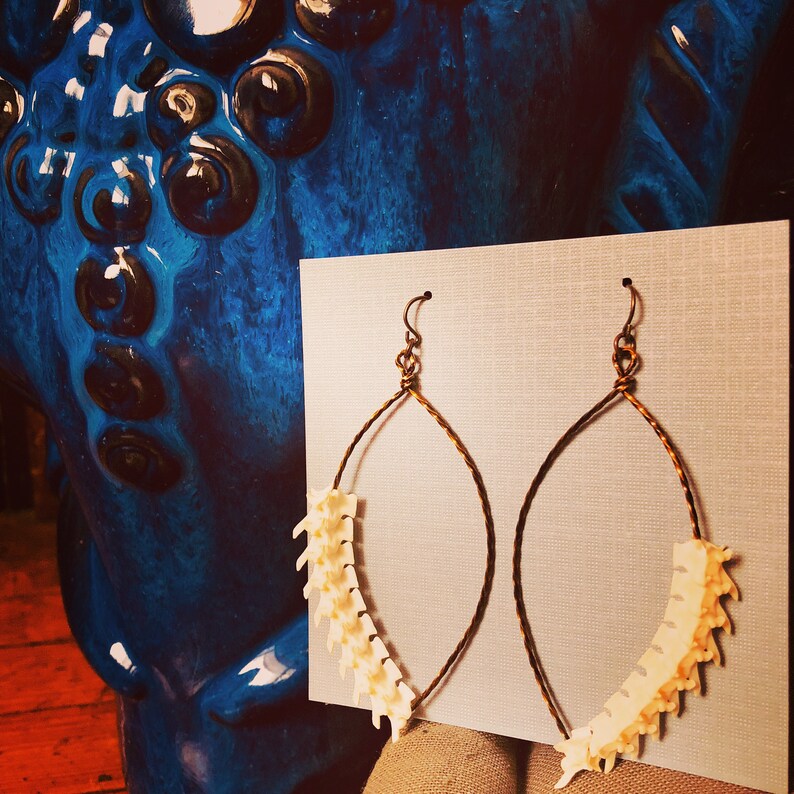 Brass /& Bone Rattlesnake Vertebrae Earrings