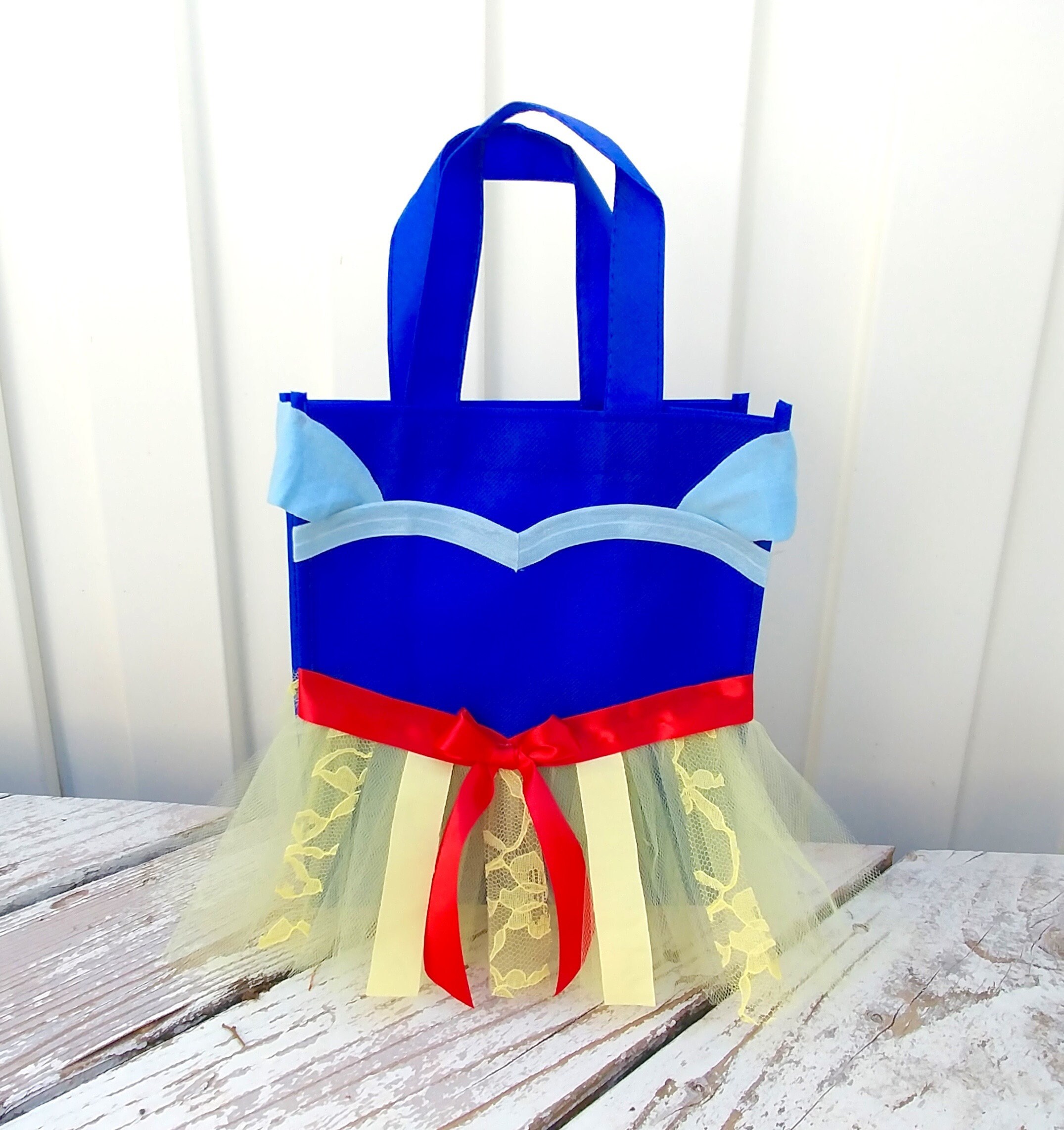 snow white tote bag