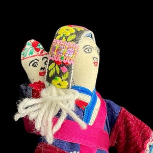 COLLECTIBLE WORRY DOLL vintage traditional doll of man carrying baby on his back Large East Asian Worry textile doll Folk-Art ref: N10