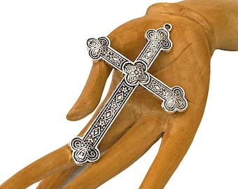 BUDDED CROSS PENDANT Large silver tone Cathedral Cross Pendant Ornate Vatican style Celtic designs for jewelry making rosary Treflée Cross