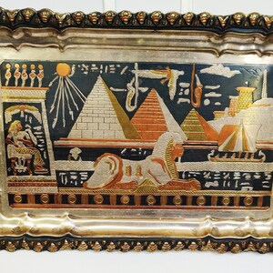 EGYPTISCHE MUURPLAATJE/ Dienblad Vintage sierlijk gegraveerd hiërogliefenontwerp in koper-, messing-, zilver- en niellostijl Handgemaakt door Youssef Hatez