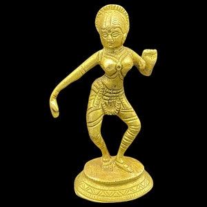 BRASS KATHAKALI STATUETTE beautiful vintage solid gilt brass Tibetan Kathakali dancing lady figurine 5”/302g Tibetan collectible