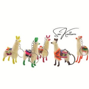FELT ALPACA KEYCHAIN handmade alpaca keychain with saddle, Peruvian fabric and metal hardware Llama ornament stocking stuffer Peruvian