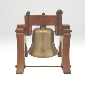 1964 BRASS BELL desk/tabletop solid brass bell in oak wood commemorating 50th anniversary 1914-1964 Bridesburg Foundry Great Teacher&#39;s gift