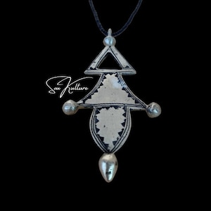 TUAREG PENDANT NECKLACE large vintage African Tuareg etched silver tone black onyx beaded Agadez cross necklace unisex jewelry (T01)