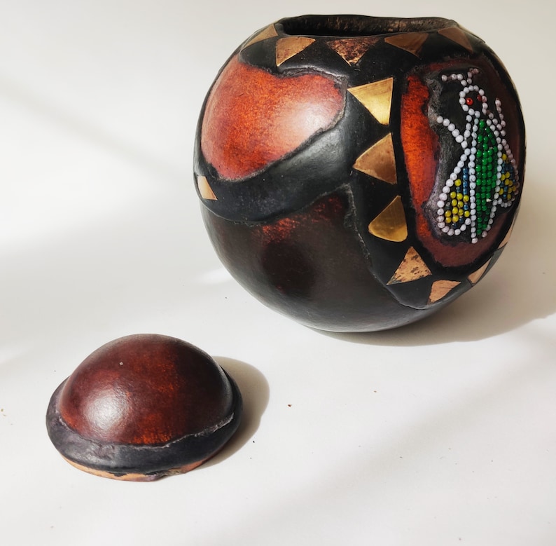 AFRICAN GOURD BOX Vintage Indigenous Ashanti/asante Calabash Beaded ...