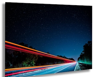 Photo de road trip nuit étoilée pose longue avec traînées lumineuses de voiture - Impression de photographie d'autoroute - Art mural étoiles de ciel nocturne