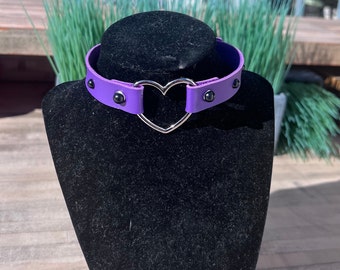 Collar de juego morado para mascotas - Gargantilla con forma de corazón - Gargantilla de juego para gatitos