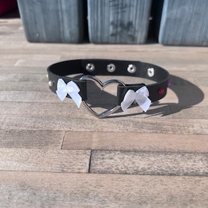 Pet Play Collar - Heart Choker Necklace - Kitten Pet Play Choker