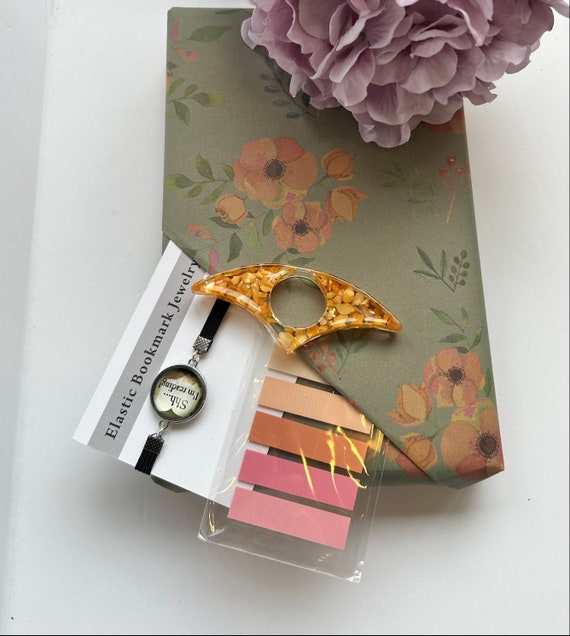 Romance Blind Date Book & Artmark