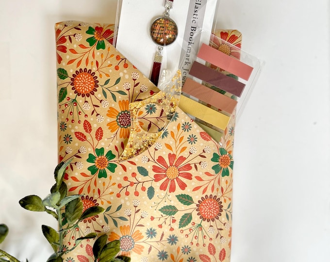 Fantasy Blind Date with A Book and Artmark