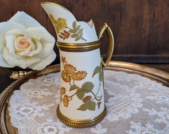 Antique c1885 ROYAL WORCESTER Blush Ivory Small Ewer Pitcher Vase Collectionnible Porcelaine