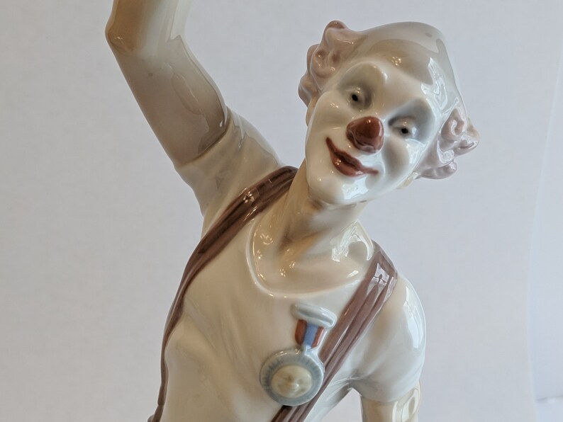 Lladro Porcelain Clown Figurine Hats off to Fun 05765 Retired Etsy