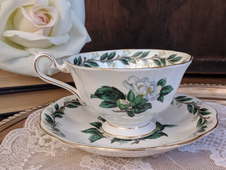 Vintage Royal Albert Collectible Tea Cup /& Saucer Circa 1950s Lady Clare Pattern Teacup England Farmhouse Decor