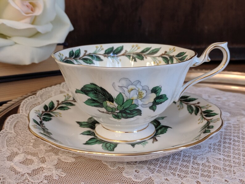 Vintage Royal Albert Collectible Tea Cup /& Saucer Circa 1950s Lady Clare Pattern Teacup England Farmhouse Decor