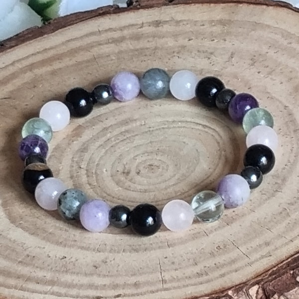 Crystal Bracelet to Protect Empaths, Healing Gemstone Bracelet with Shungite for EMF, Spiritual gift, Amethyst, Tourmaline, free charm