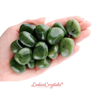 Piedra caída de jade verde, cristales curativos, cristal de Canadá de jade, caída de jadeíta verde, piedra de gemas de jade, cristales de dama, cristales de dama