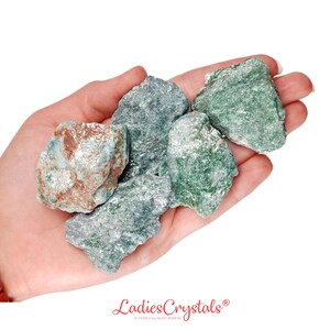 Pierre brute fuchsite, Fuchsite, Pierres brutes, Pierres brutes, Pierres, cristaux, Roches, cadeaux, Pierres précieuses, pierres précieuses, cristaux du zodiaque, cristaux de guérison