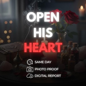 Pode incluir: Imagem com o texto "OPEN HIS HEART" em branco e vermelho, com efeitos de fumo. Duas rosas vermelhas num vaso são visíveis, juntamente com velas e pequenos frascos. A imagem também inclui ícones e texto para "SAME DAY", "PHOTO PROOF" e "DIGITAL REPORT".
