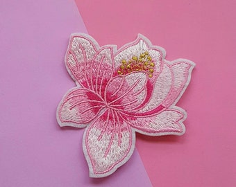 Lotus Light Pink Flower Embroidered Patch Skirt Dress Fleur Lis Iron-on Applique Lotus Light Pink Flower Embroidered Patch Skirt Dress Fleur Lis Iron-on Applique