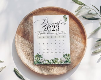 Hallo kleines Wunder Schwangerschaft Ankündigung, Baby Ankündigung Karte mit Monatskalender Print Olive