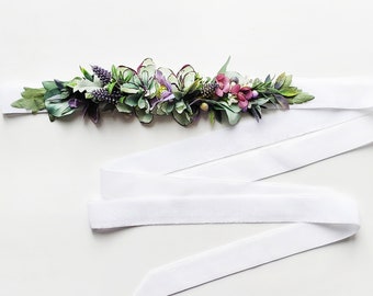 Handgemachter Blumen Gürtel: Salbeigrüne Hochzeitsschärpe