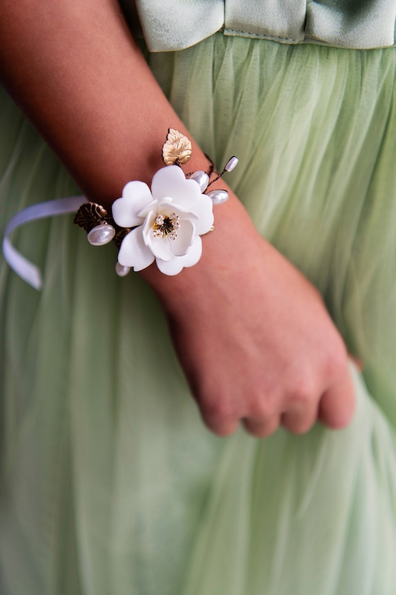 Flower Girl Corsage Flower Girl Bracelet Ivory Wrist Corsage Ivory Flower Girl Bracelet Pearl Bridal Bracelet Flower Ivory Corsage Pearl Etsy