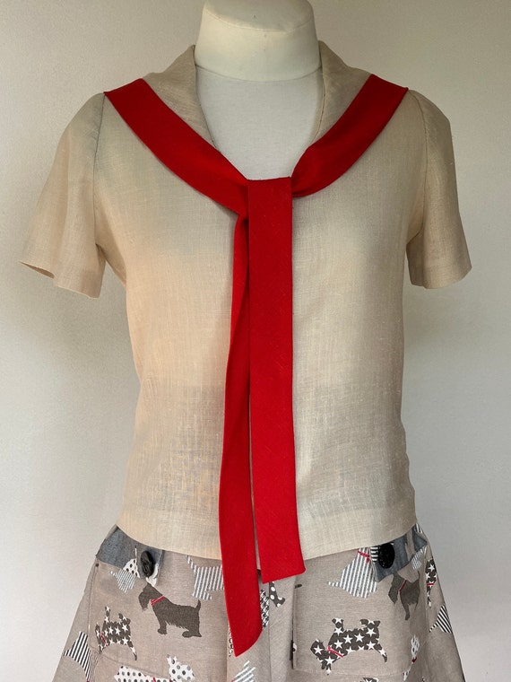 Vintage S/S Blouse 70s era Beige  with Red Trim /… - image 3