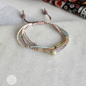 SOHO 5-lagers stapelarmband – Justerbart pärlarmband, present till henne | Boho smycken