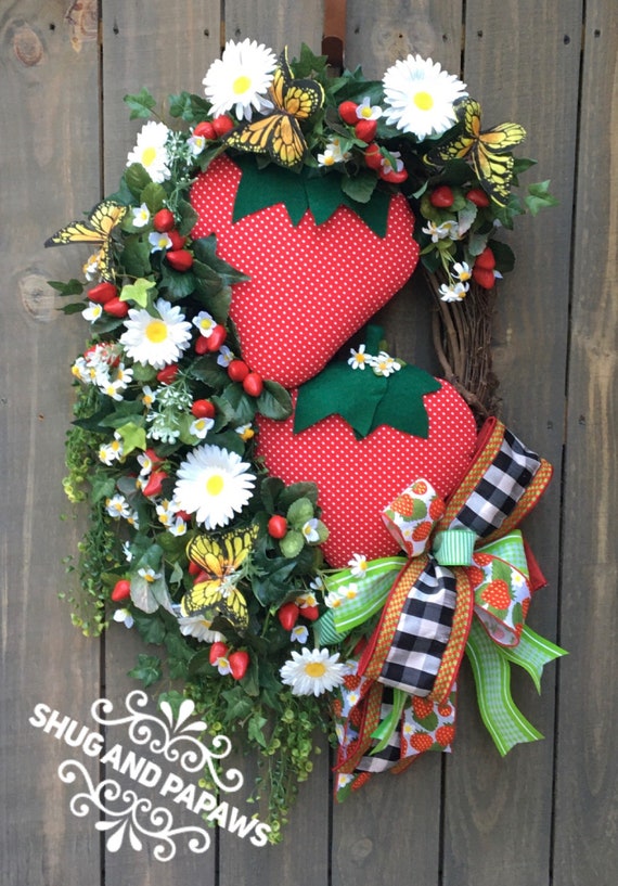 Strawberry Wreath , Summer Wreath , Summer Wreath for front door, Floral Wreath , Kitchen Wreath , Strawberry Decor ,