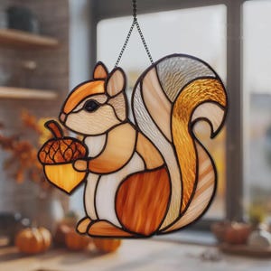 Esquilo Decorativo de Janela em Acrílico Colorido, Esquilo Fofo com Bolota, Decoração de Janela com Animais da Floresta, Decoração de Outono para Casa