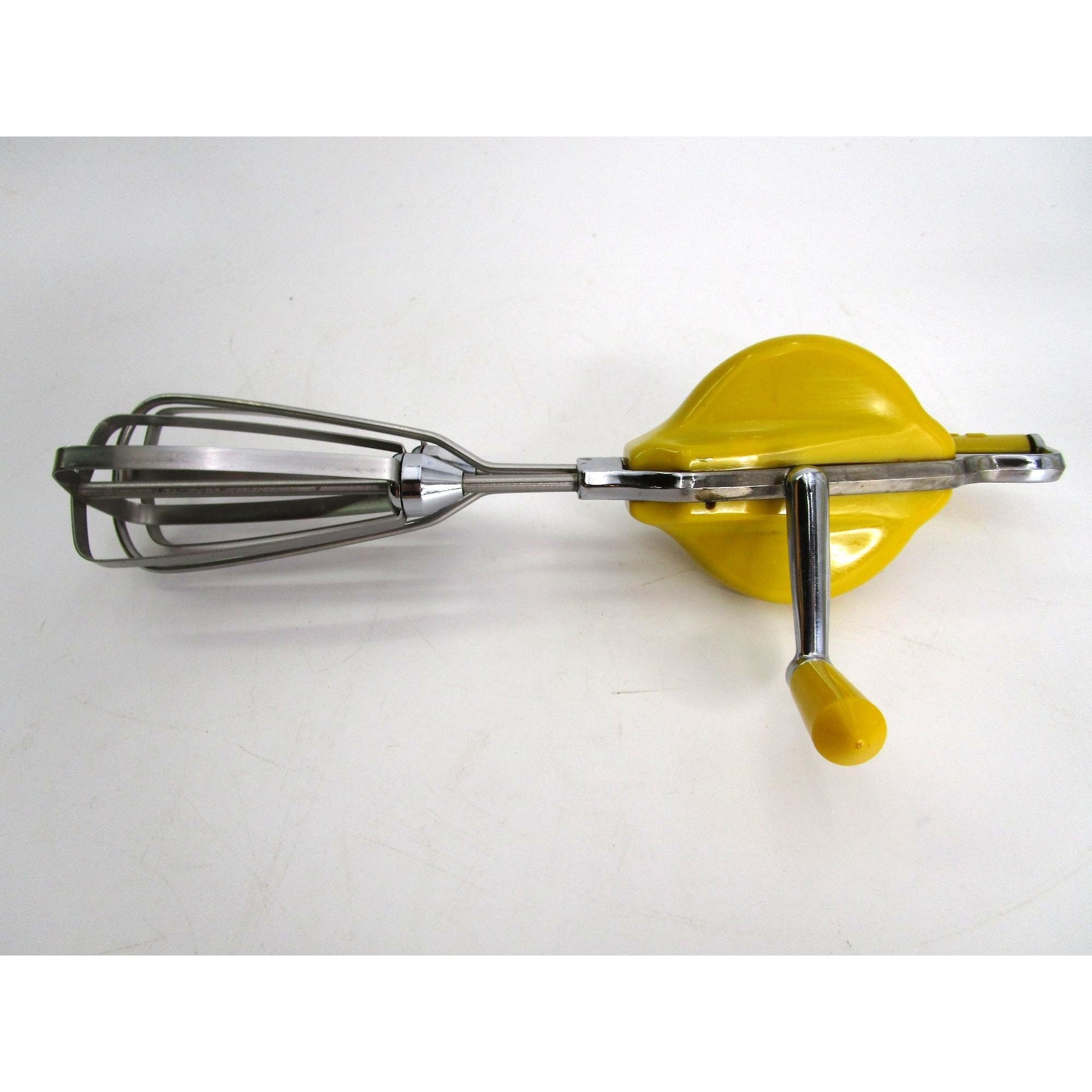 Vintage Maynard Hand Egg Beater Mixer Yellow Bakelite Angled Handle