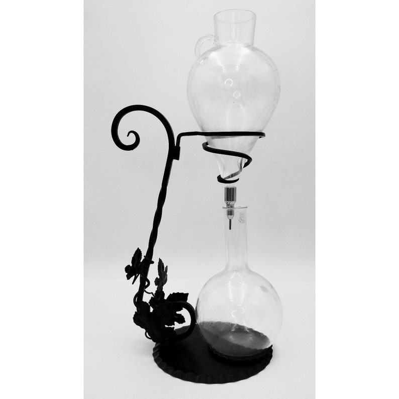 Vintage Italy Crystal Wine Aerator Decanter Dispenser Etched Glass Wrought Iron Grape Vine Ert