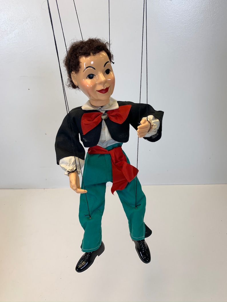 string puppet doll