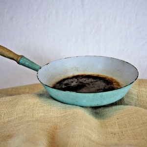 Rare Vintage Le Creuset Teal Saute Pan #28, Made in France. Cast Iron, Enamel
