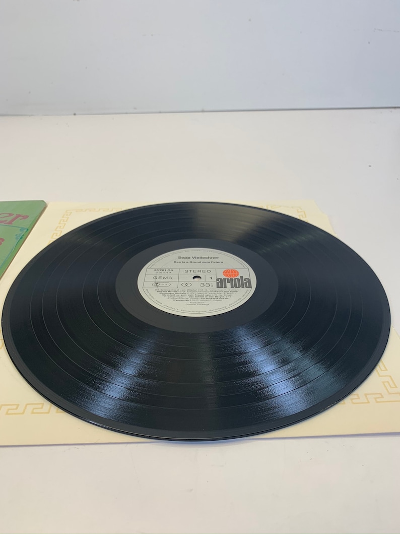 Rare Vintage German Deutsche Vinyl Import Record World Folk Sepp Viellechner Des Is A Grund Zum Feiern Ariola image 2