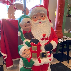 Santa blow mold vintage elves kitschy Christmas TPI Canada