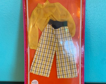 Barbie clothes vintage Mattel yellow shirt plaid pants new old stock unopened