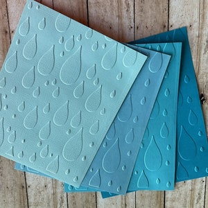 Papier tłoczony Raindrops, tłoczone arkusze A2, teksturowane fronty kartek, arkusze wiosennej tektury, topper na kartkę Baby Shower, scrapbooking, deszcz