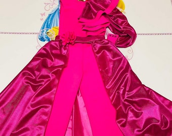 Tuta rosa shocking, rossa e gialla, per ragazze da concorso, divertente, alla moda, in neoprene, con mantello, tuta rosa shocking personalizzata con fiori e volant per ragazze da concorso