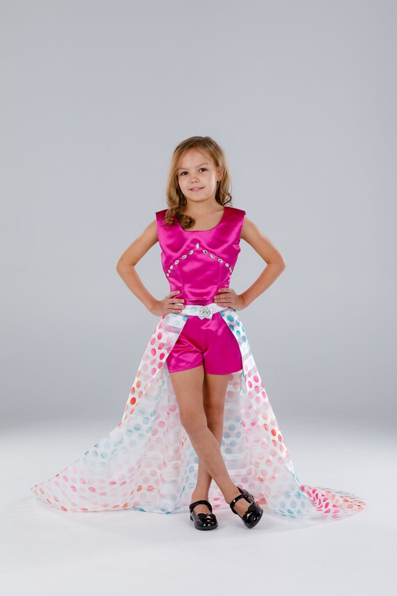 girls pink outfit