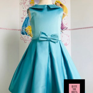 Vestido azul-turquesa azul-petróleo para entrevista Vestido de concurso Vestido com laço Vestido de cetim para meninas Traje de concurso Vestido de concurso personalizado Vestido de coquetel