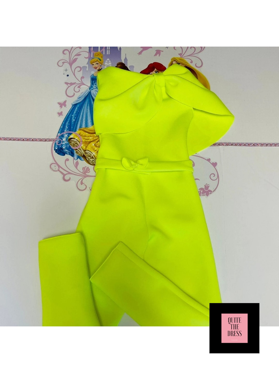 Traje para entrevista de concurso amarelo para meninas Macacão