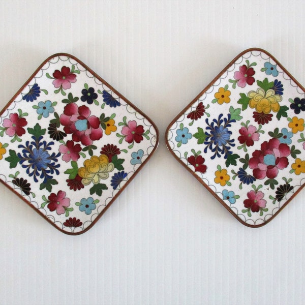 Vintage enameled copper ring trays, flower design ring dish, catch alls