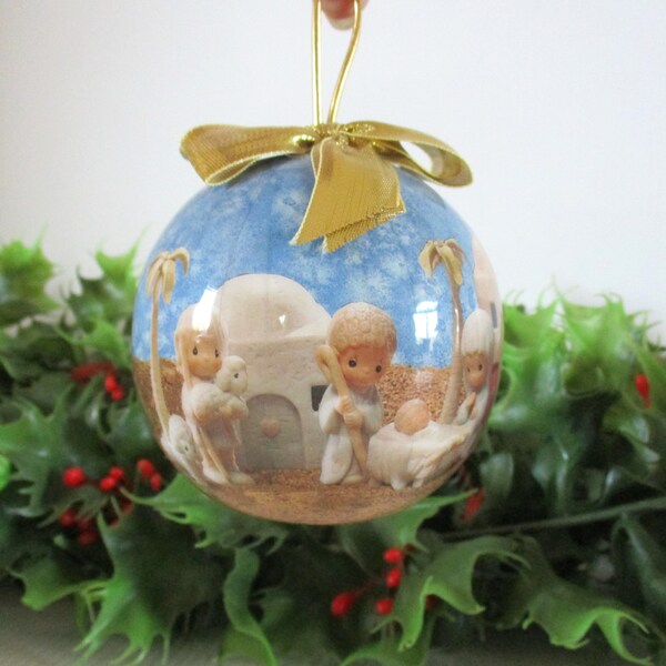 Vintage Paper Mache nativity ornament, 1989 Precious Moments Christmas ornament
