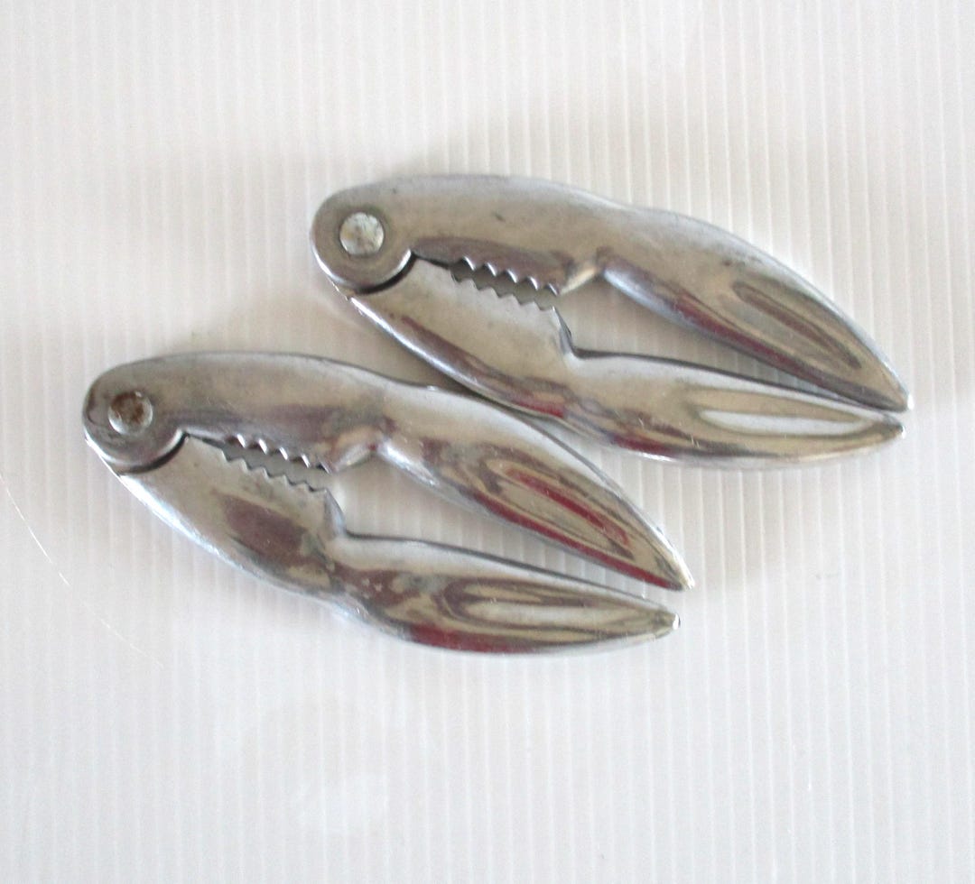 Shell Clappers Vintage Lobster Claw Shell Crackers, Set of 2 Crab Claw Shaped Shell ...